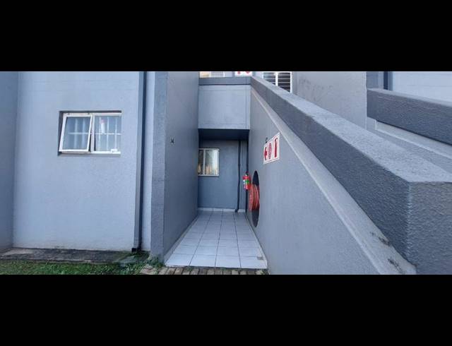 3 BEDROOM TOWNHOUSE FOR SALE IN MULBARTON